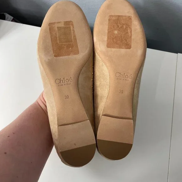 CHLOE Flo Grommet Scalloped Suede Ballerina Flat size 39
